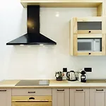 Modern With Seasonal Swimming Pool- 1Bd 1Bth- Goyeneta