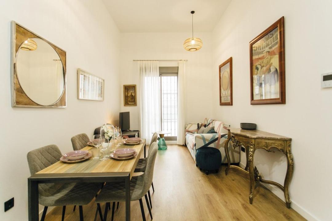 Modern With Seasonal Swimming Pool- 1bd 1bth- Goyeneta Appartement